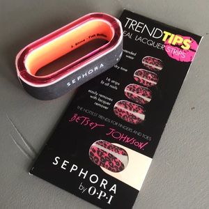 Sephora by O•P•I Betsey Johnson lacquer nail art